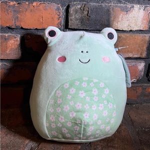 Fritz the frog Squishmallow 8in